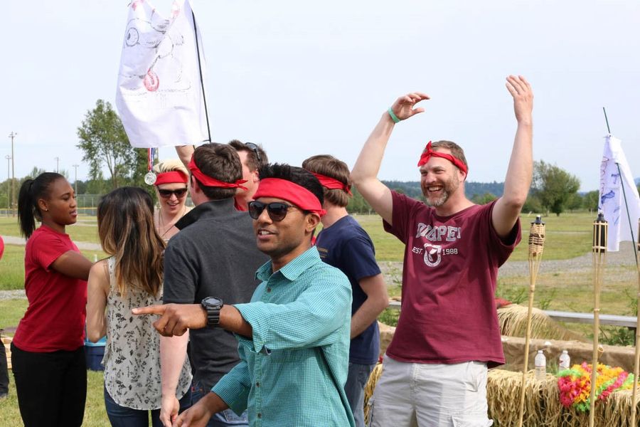 how-to-plan-a-team-building-activity-that-isnt-corny-1